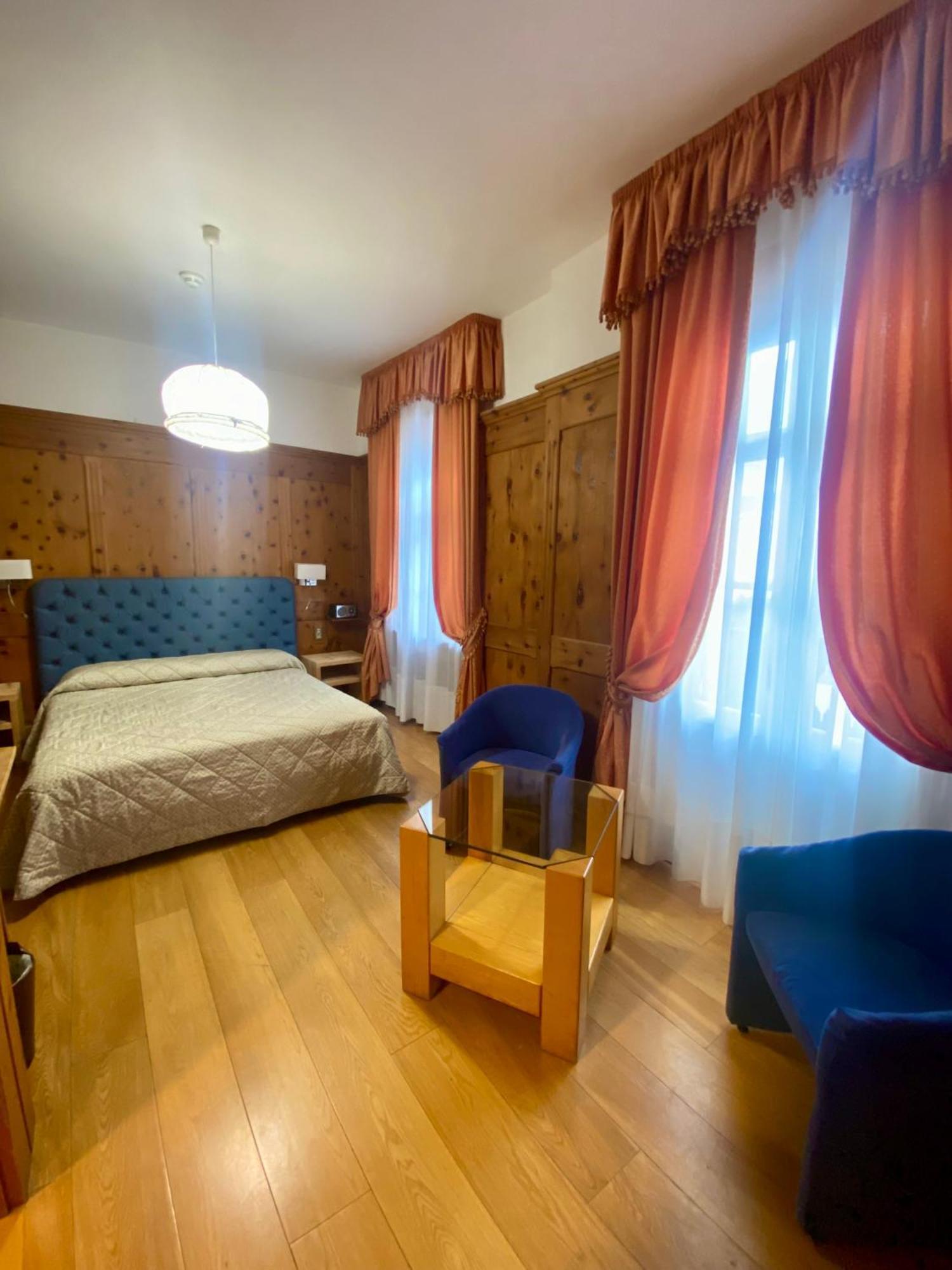 Hotel Montana Κορτίνα Ντ' Αμπέτσο Εξωτερικό φωτογραφία