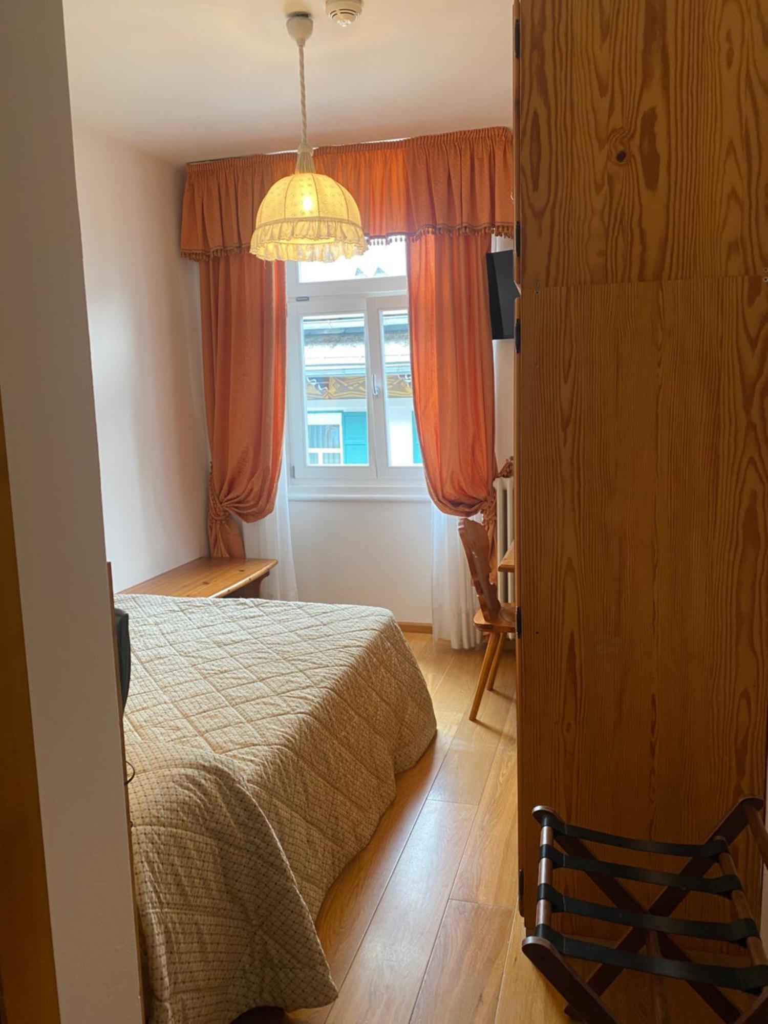 Hotel Montana Κορτίνα Ντ' Αμπέτσο Εξωτερικό φωτογραφία
