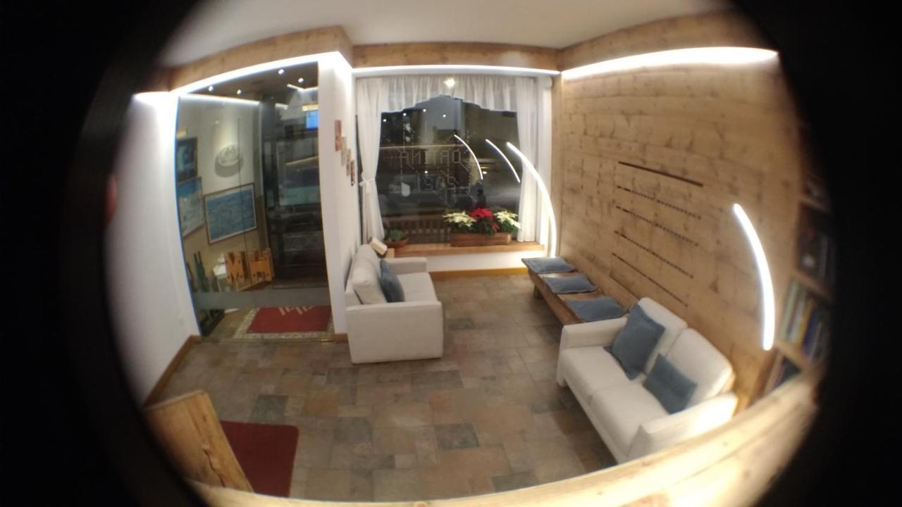 Hotel Montana Κορτίνα Ντ' Αμπέτσο Εξωτερικό φωτογραφία